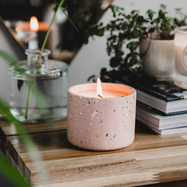 IKEDA gadgets electronic bees wax candles tom ford