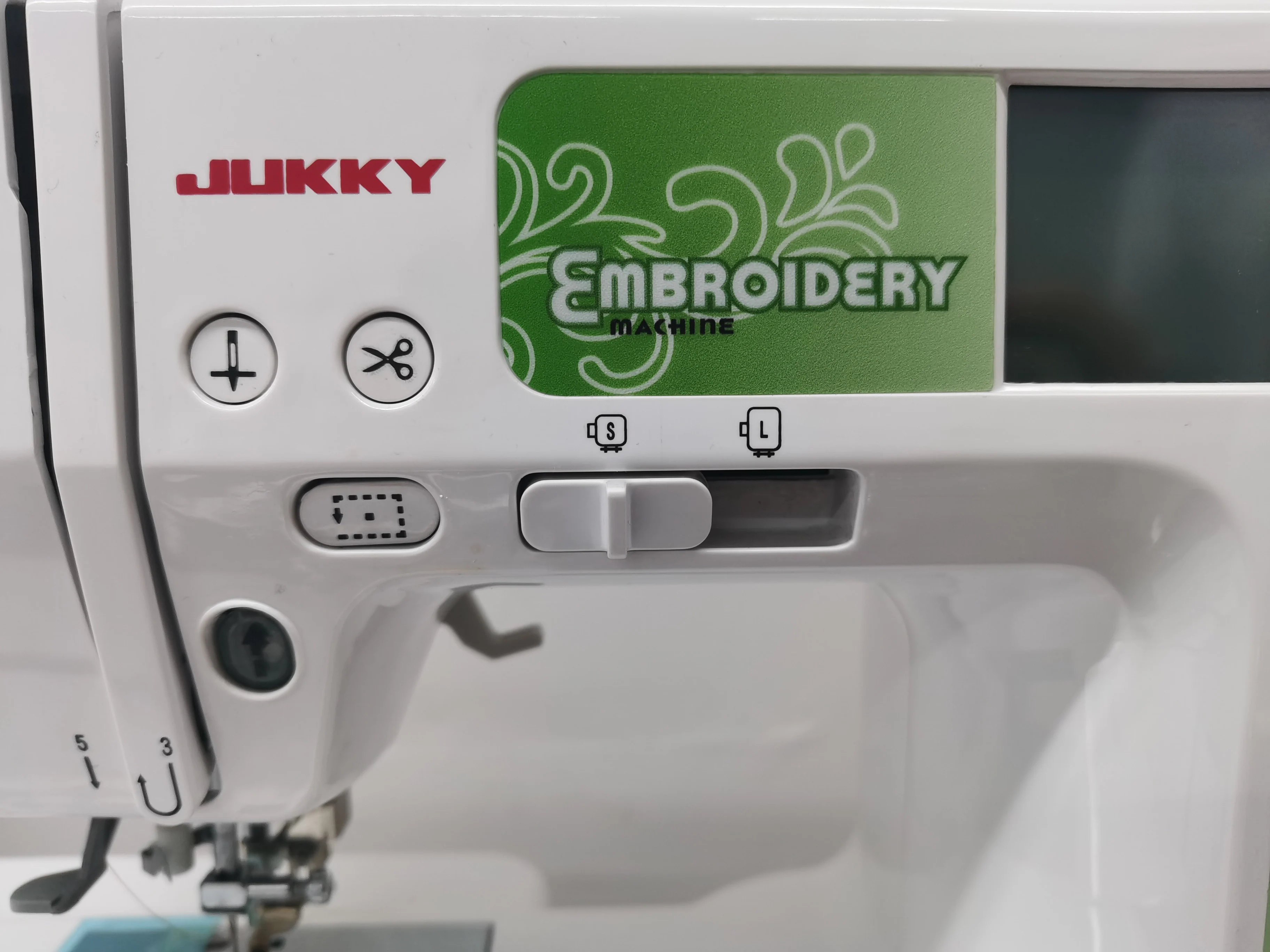 JUKKY JK890B High quality Multi-Function Electric Embroidery Machine for clothing fabrics with 67 seam patterns New condition