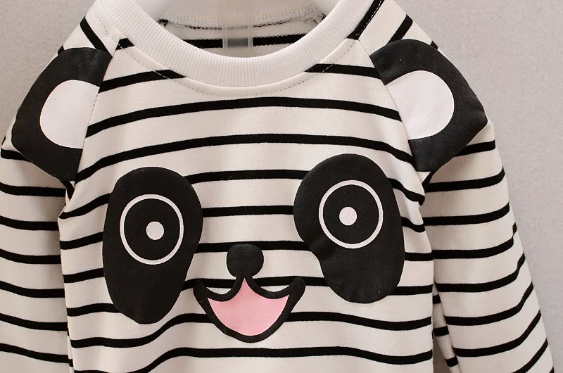Cute cartoon 2 pieces newborn girls clothing sets for children 1 year old