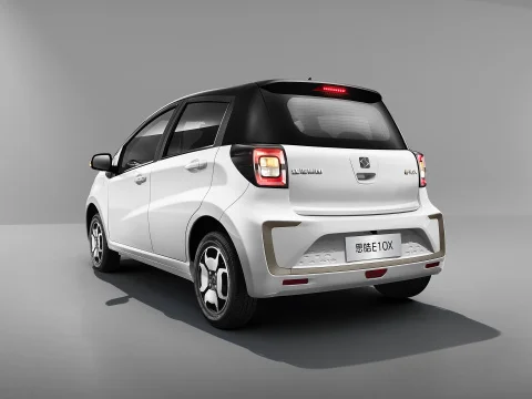 Factory Supply 4 Wheels Electric Cars Adults Vehicle Made In China