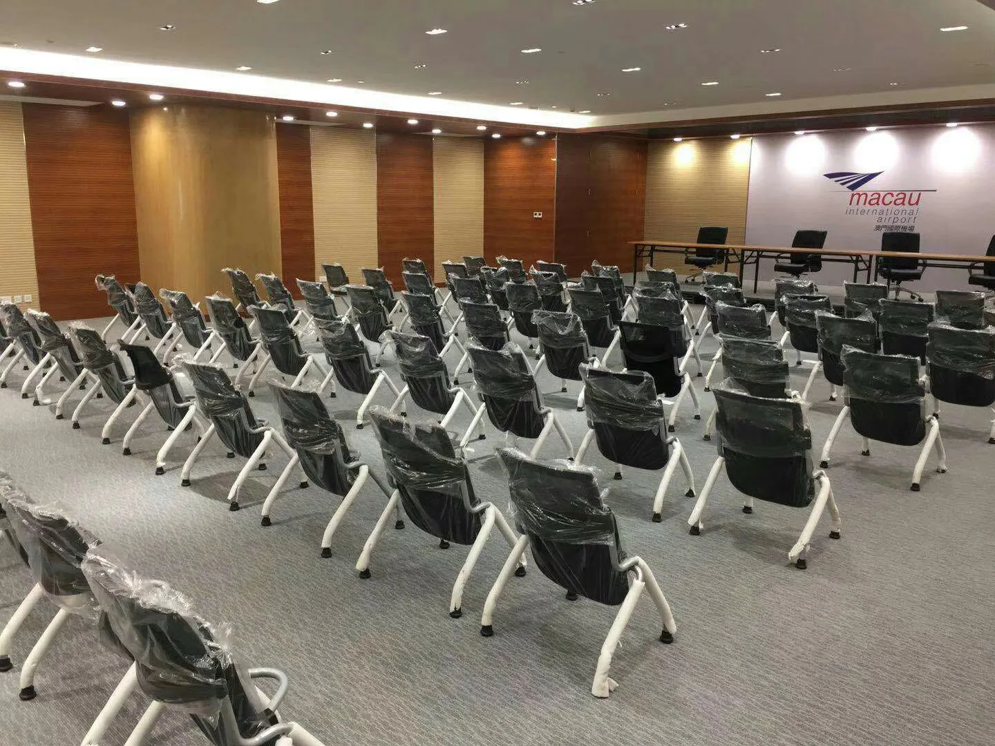 Grooved wooden Acoustic Panels Fire Retardant Mdf Noise Reduction Soundproofing Materials Board For Studio Hall