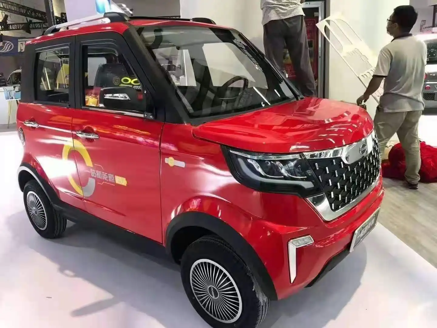 Electric LHD Without Driving License Popular Model Adult Car