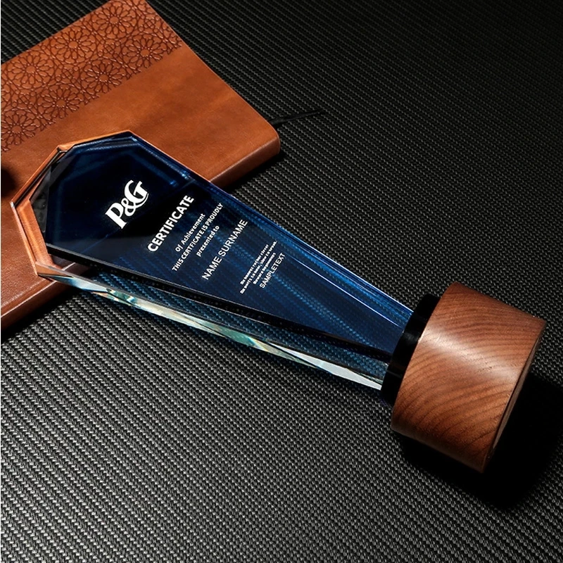 Custom Office Decor Crystal Trophy Awards High Grade Liuli Crystal Glass Trophy Souvenirs Gifts For Celebration Home Decoration