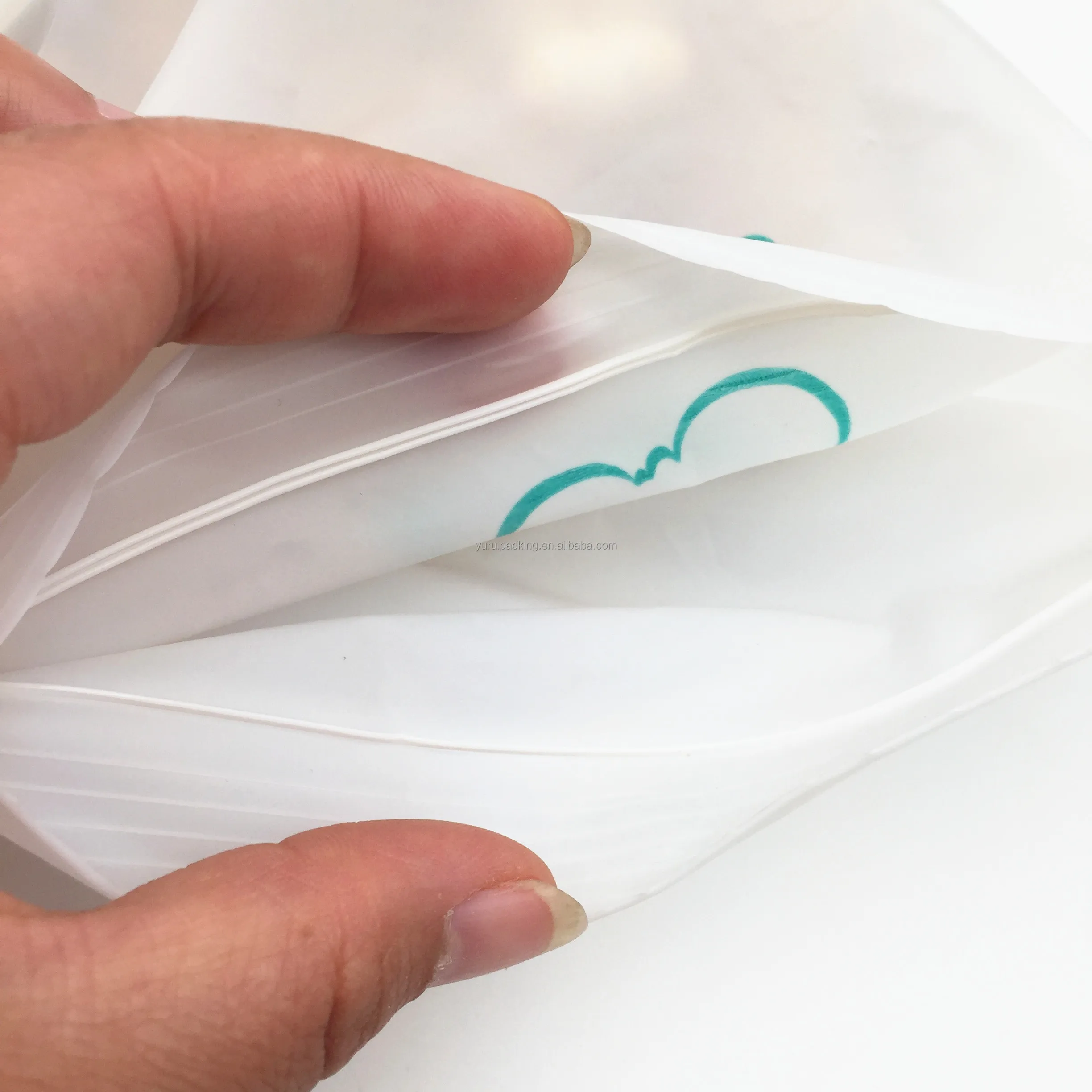 AIUDO Customise Logo Waterproof Biodegradable Food Grade 100% Ldpe Zip Lock Red Line Zipper Ziplock  Freezer Plastic Beg