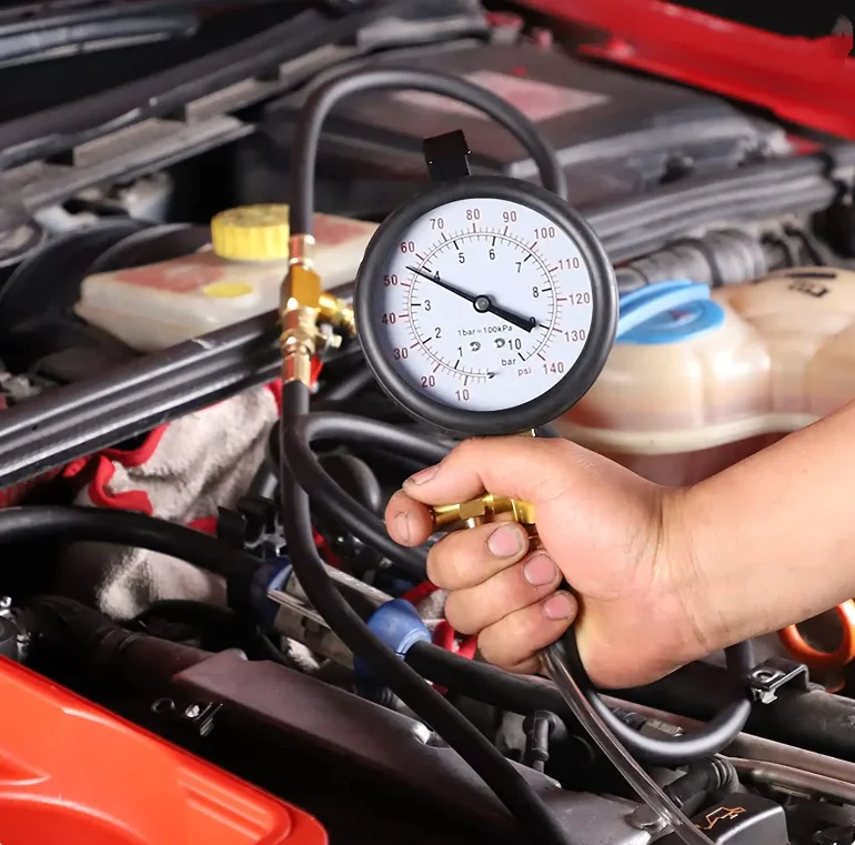 SF-A1011 Fuel injection Pressure Gauge Tester Kit Engine Service Tool Gauge Kit 0-140 PSI Master TU-443 Car Manometer