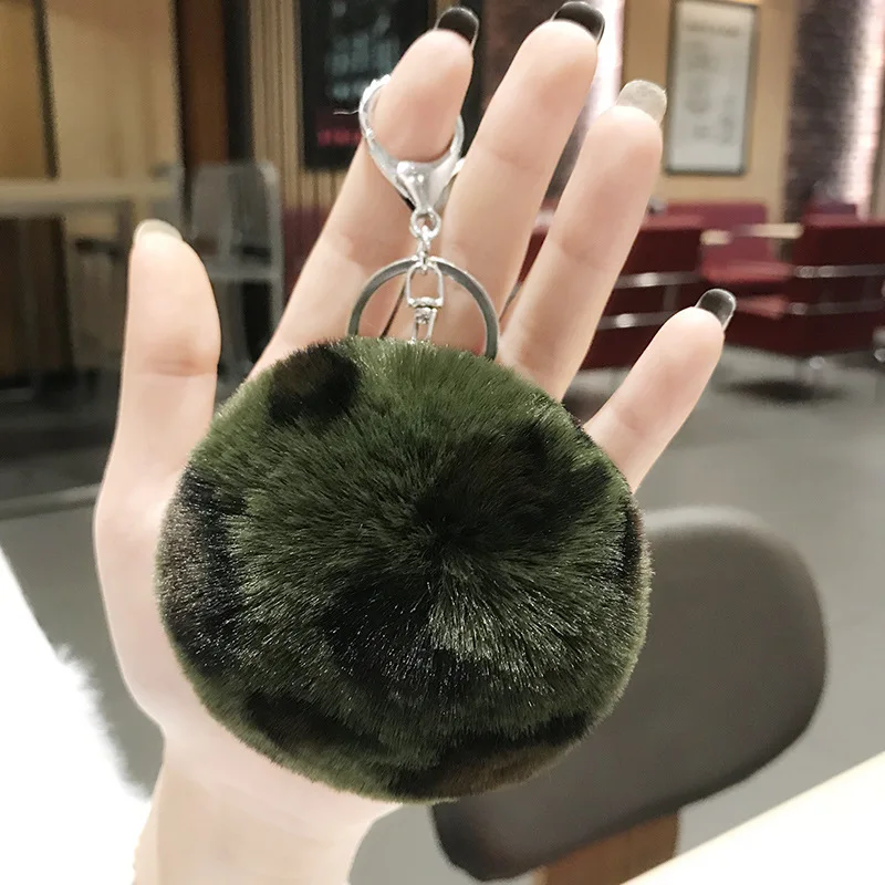 Good quality Leopard print love fur fluff ball keychain Car handbag pendant  promotional pompom Keychain for women