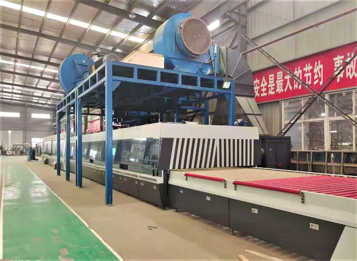 Станок для изготовления искусственной архитектуры, печь для закаливания стекла, новый продукт из закаленного стекла 2020, горизонтальная поставка 1800