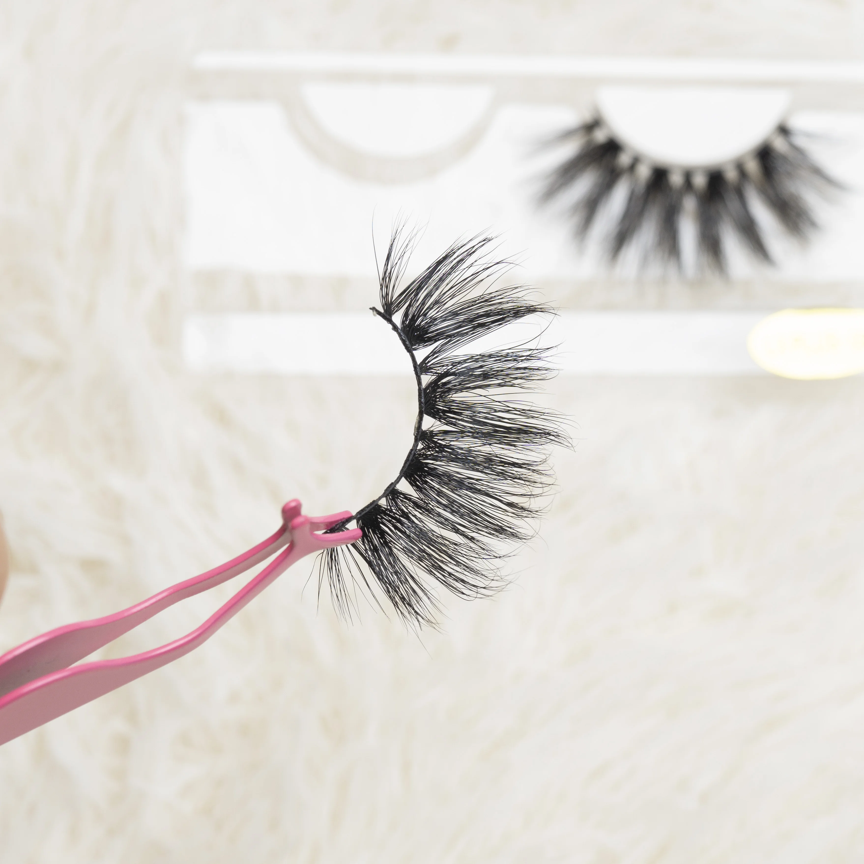 
2021 Style Custom Box Wholesale Volume 25MM 100% Real 5D Mink Eyelashes Lovely 3D Mink Lashes Vendor Full Strip Lashes 