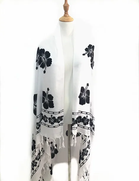 2022 Low MOQ custom Hibiscus printed 100% Rayon sarong pareo perfect beach cover up  beach wrap