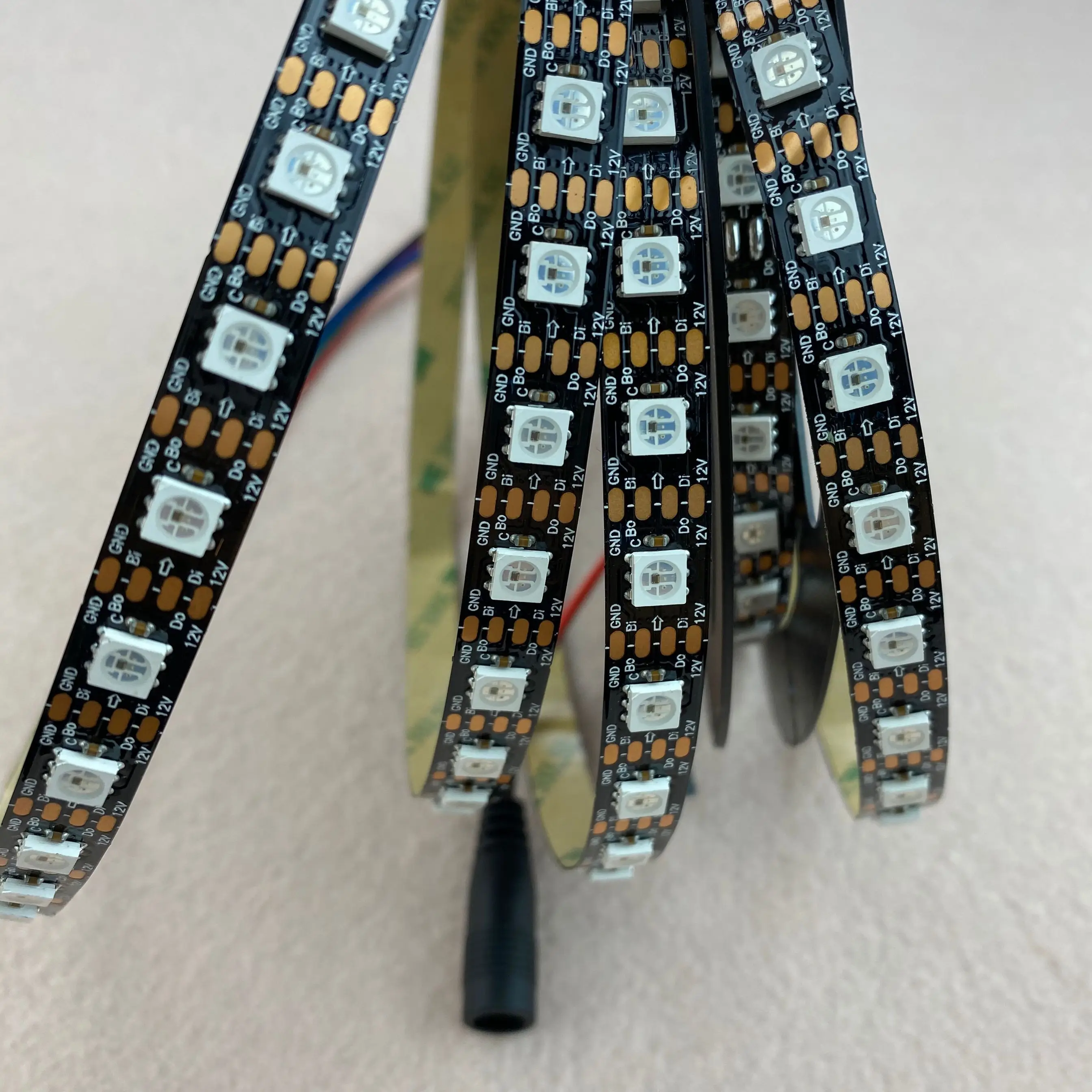 BLACK PCB 72leds/m WS2815 DC12V addressable full color RGB 5050 LED strip;5m/reel;non-waterproof;IP33