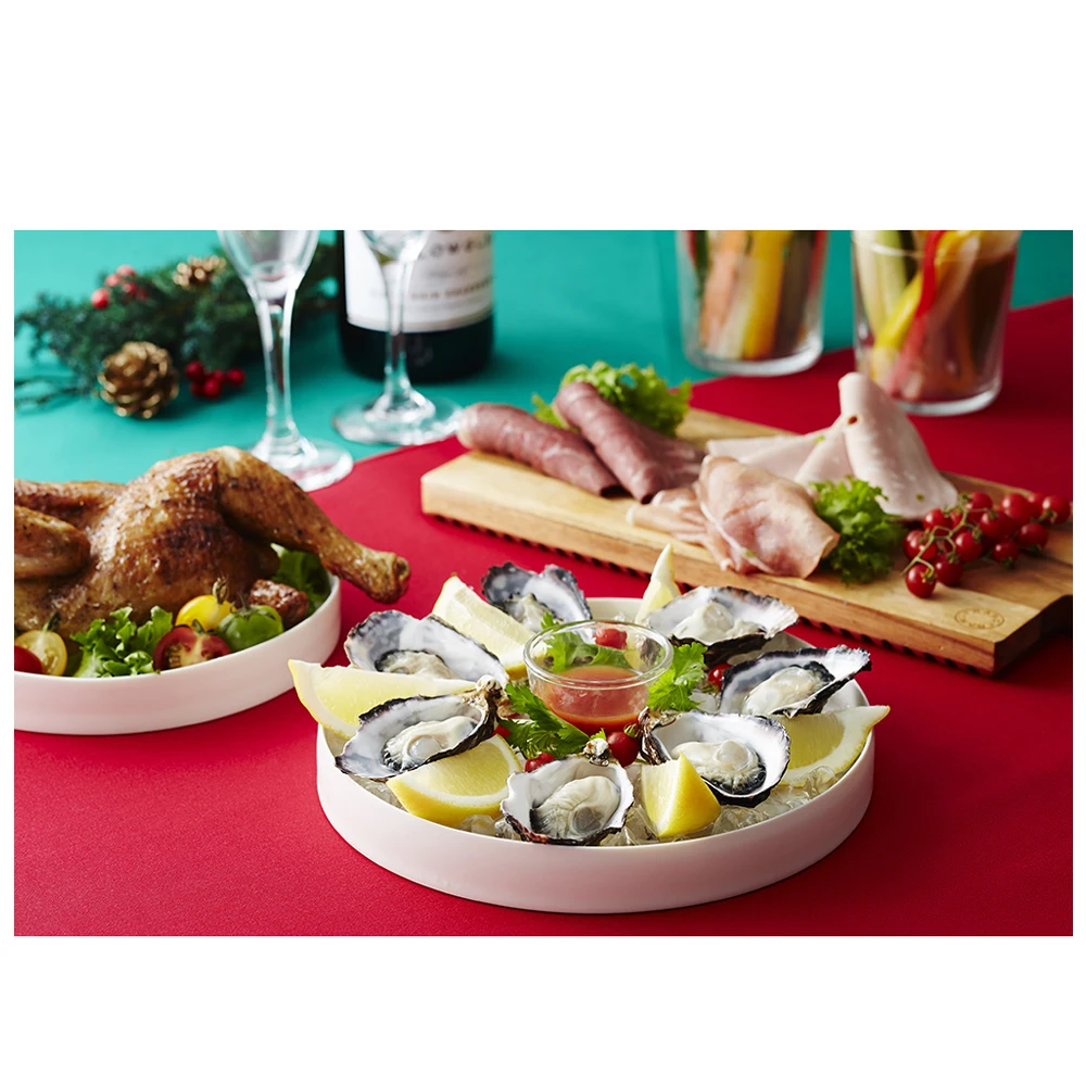 Strong flavor frozen food oyster dish in a clean ocean area