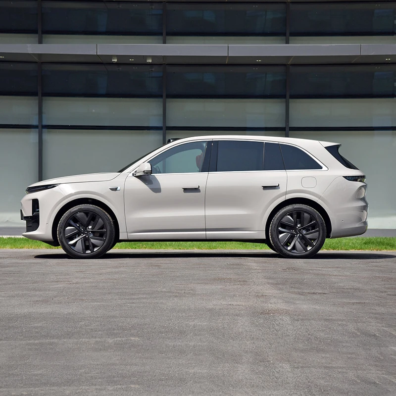 Leading Ideal L6 2024 Pro Luxury Electric Car Lixiang L6 Hybrid Electric Car Suv New Energy Car Li L6