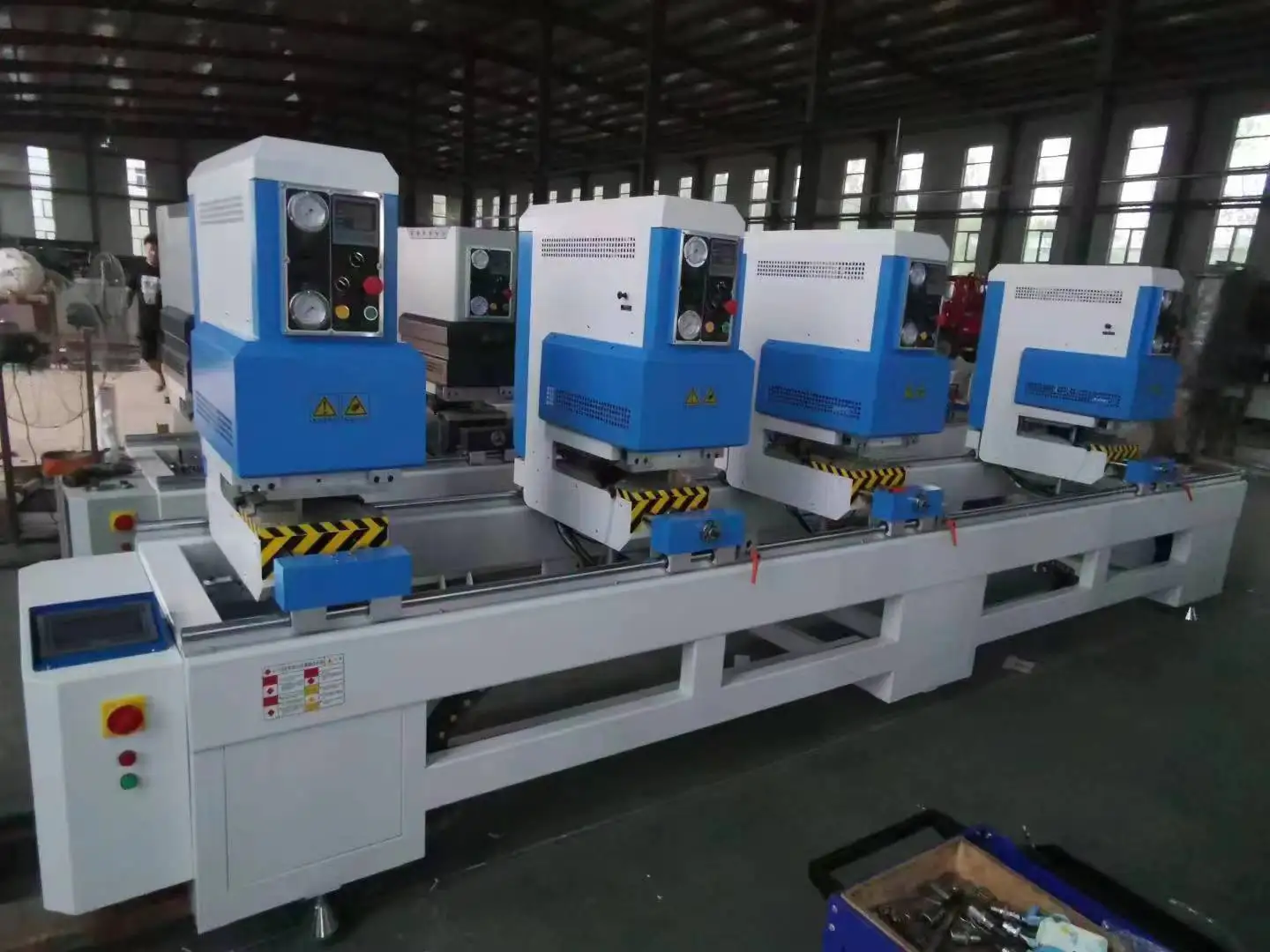 Two- head welding machine for vinyl pvc upvc  profiles windows doors welder