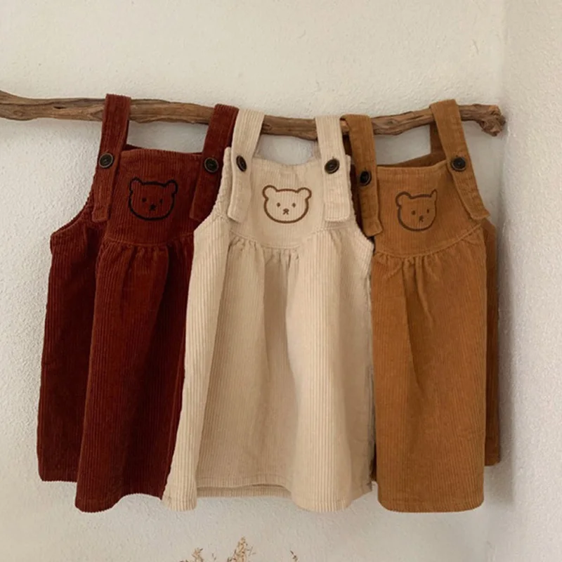 
2021 Корейская версия вышитый медведь вельветовое милое платье на подтяжках для девочек 