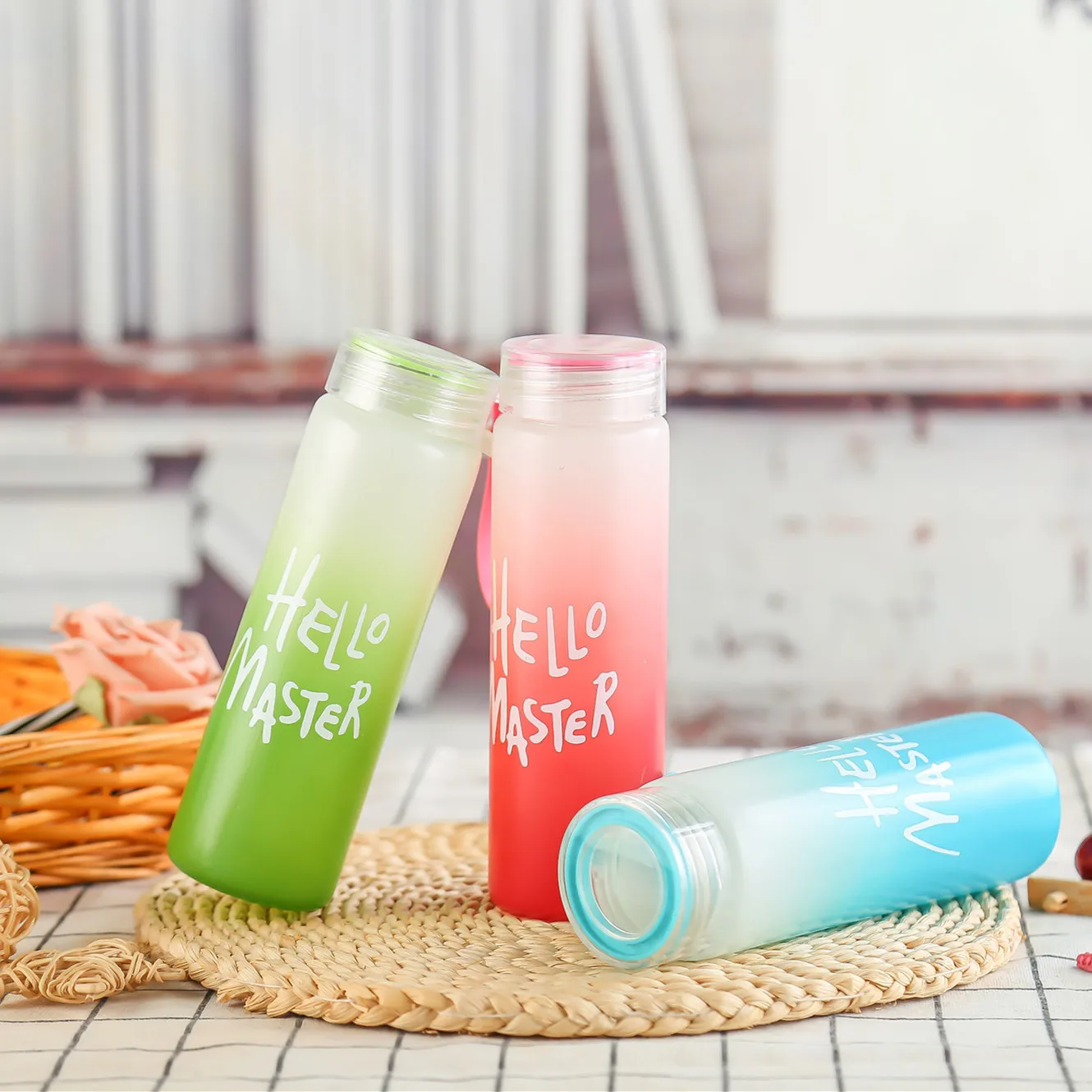 Factory wholesale direct selling New Eco-friendly Customize Travel Fruit Frosted Clear Juice Glass Drinking Water Bottles
