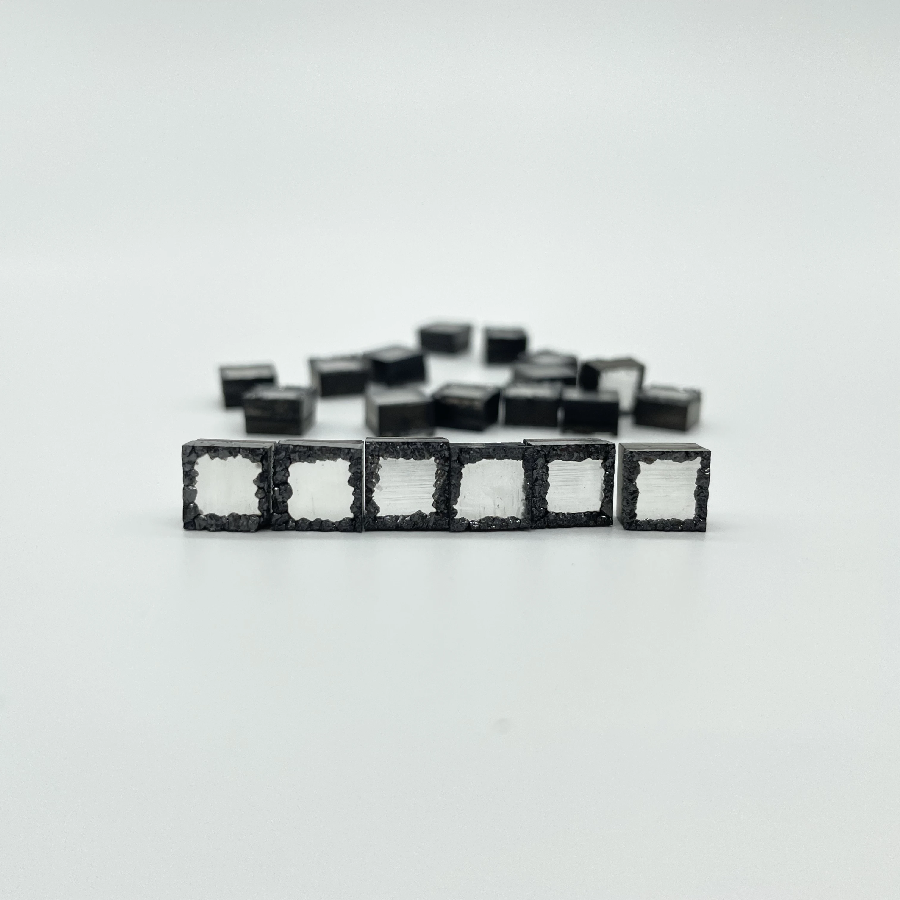 Low Price 4.2Ct Square Lab Grown White Color Rough Cvd Diamond