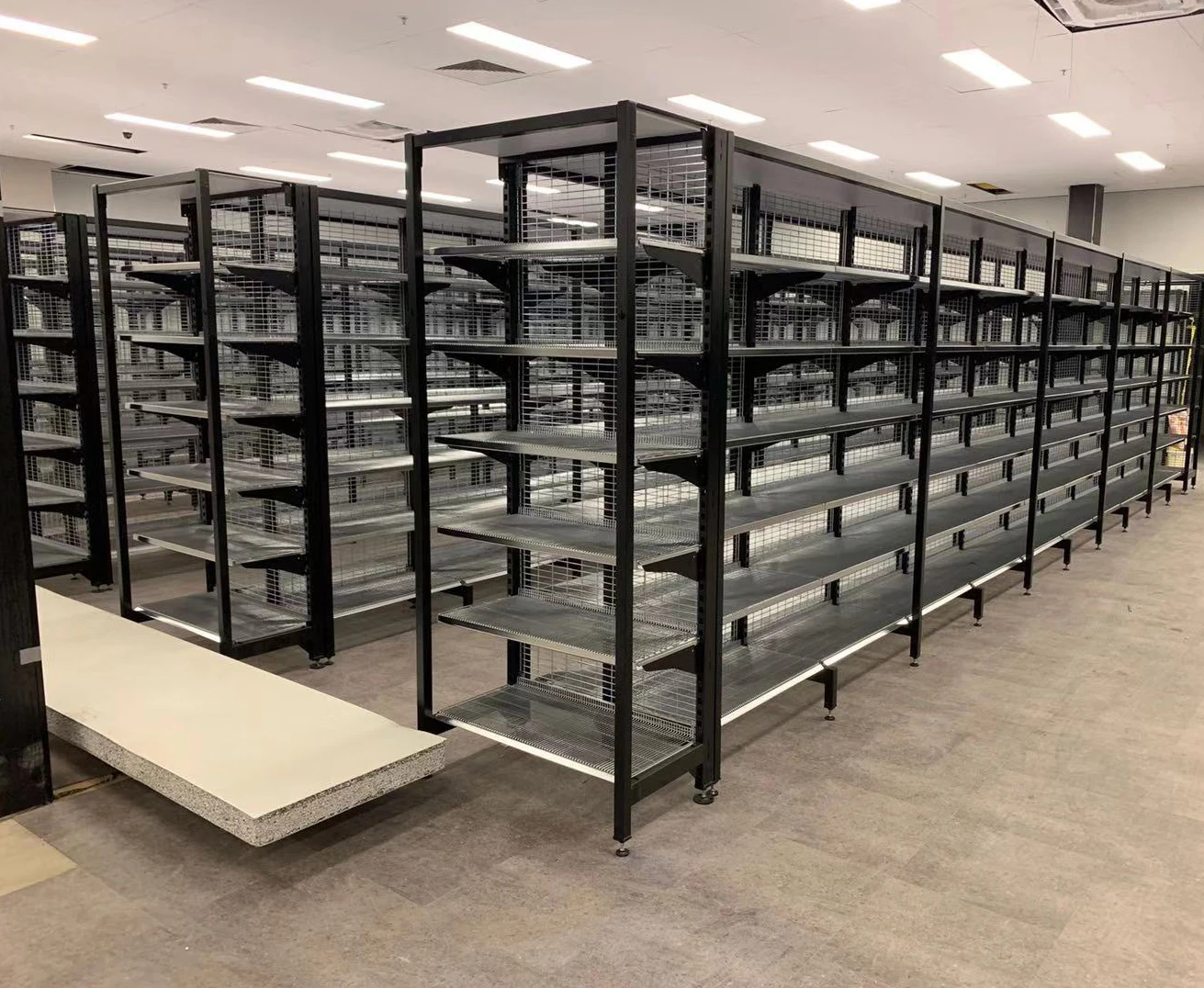 heavy duty outrigger shelving integrated shelving and racking with chrome surface shelves in hypermarket and supermarket