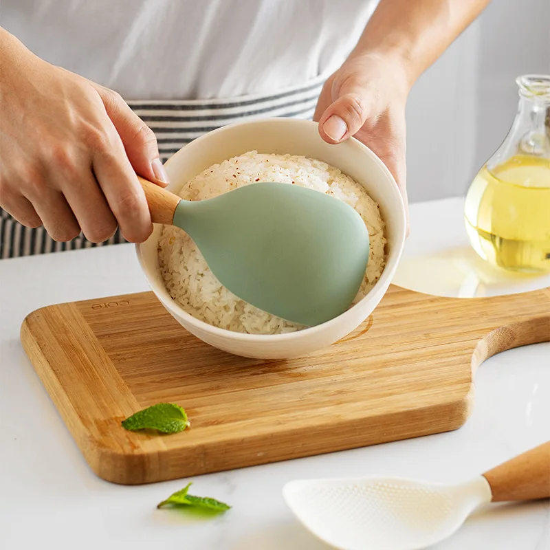 Non-stick Cute Cartoon Silicone Rice Spoon Colored Kitchen Rice Food Spoon with Round Stainless Steel Wood Handle