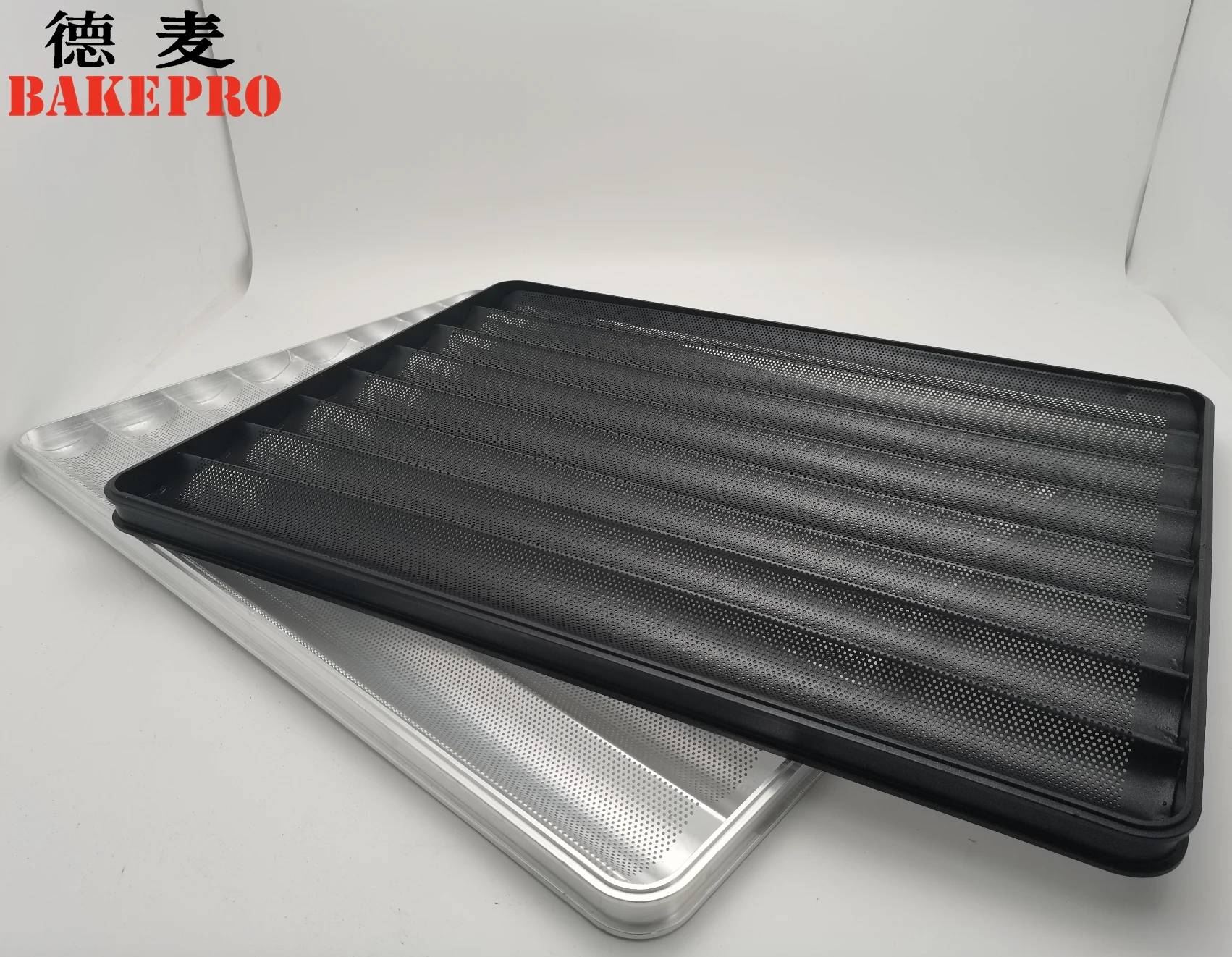 BAKEPRO Aluminum bake pan full size 8 9 slots number of plain non-stick wavy discs durable baking sheet baguette pan