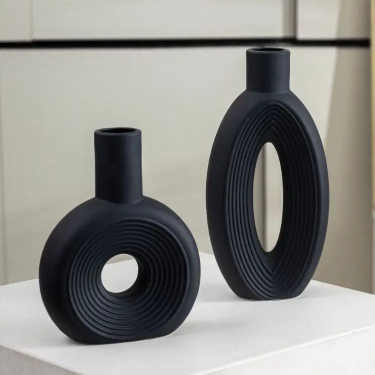 Factory Price Wholesale Creative Unique Tabletop Nordic Vases Modern Decorative Flower Ceramic Vases For Home Decor
