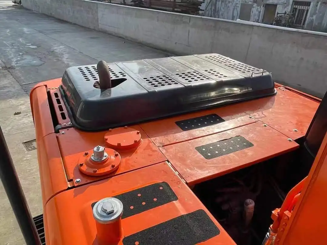 Низкая цена японский бренд Second-Hachi Hitachi ZX 200-6 для продажи оригинальный товар в наличии хорошее состояние