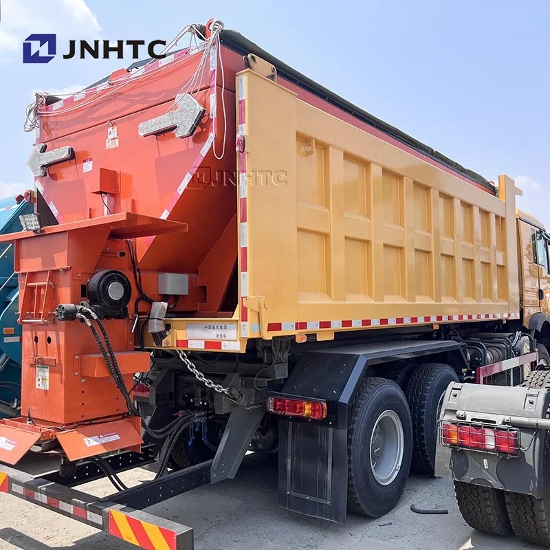 Sinotruk Howo 6X4  400HP 300L Road Snow Sweeper Truck For Sale