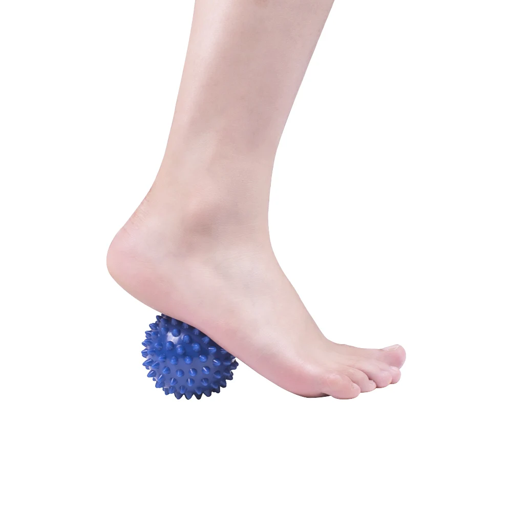 Spiky Foot Massage Ball Massage Roller Compact Muscle Roller for Plantar Fasciitis Neck and Back Massaging