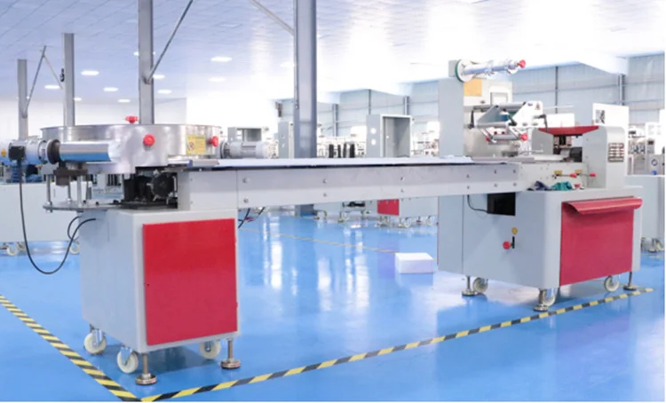 Automatic vacuum pressing corn down jacket bag honey spoon pillow packing machine for soap vegetable bread