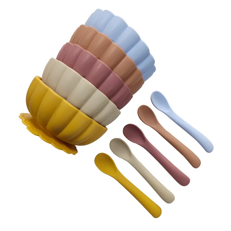 New Design Food Grade Kids Eating Babies Cuenco De Silicona Food Feeding Baby Silicone Pumpkin Shaped Suction Bowls