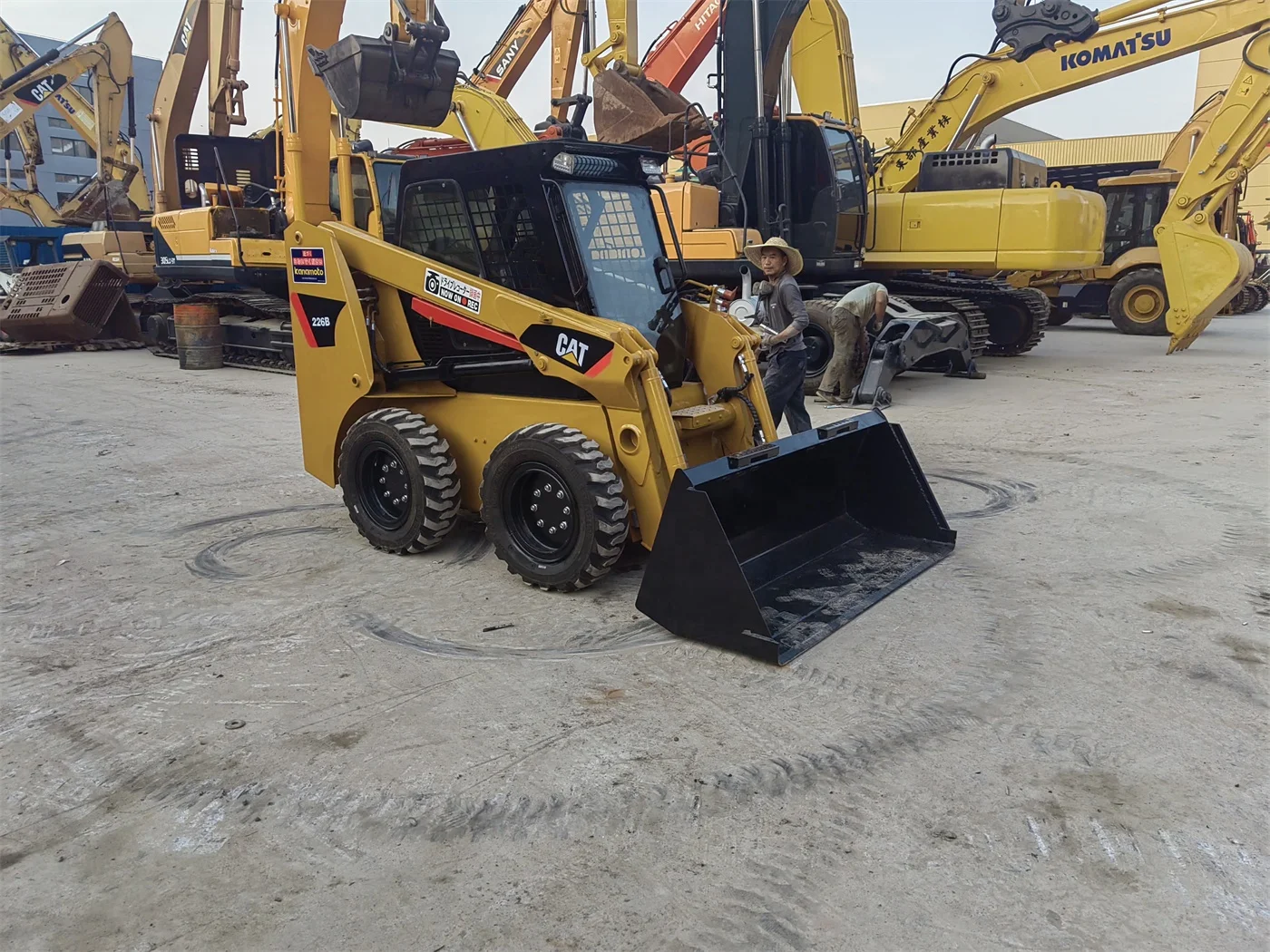 CAT 226b используется Передняя мини-погрузчик погрузчики Caterpillar 226B оригинальная машина для продажи