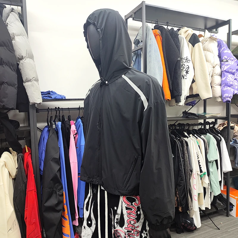 YSJY OEM ODM Streetwear Nylon Polyester Windbreaker Sporttswear Zipper Hoodie For Men