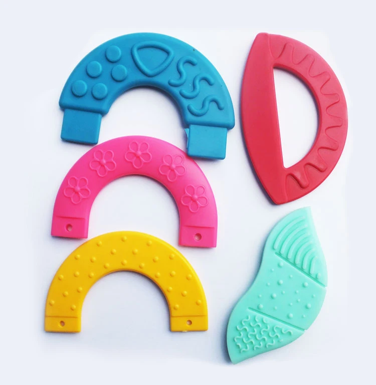 Custom Bpa Free  Silicone Baby Teether Baby Eating Training Teething Toy Children Silicone Chewable Ring Round Toys