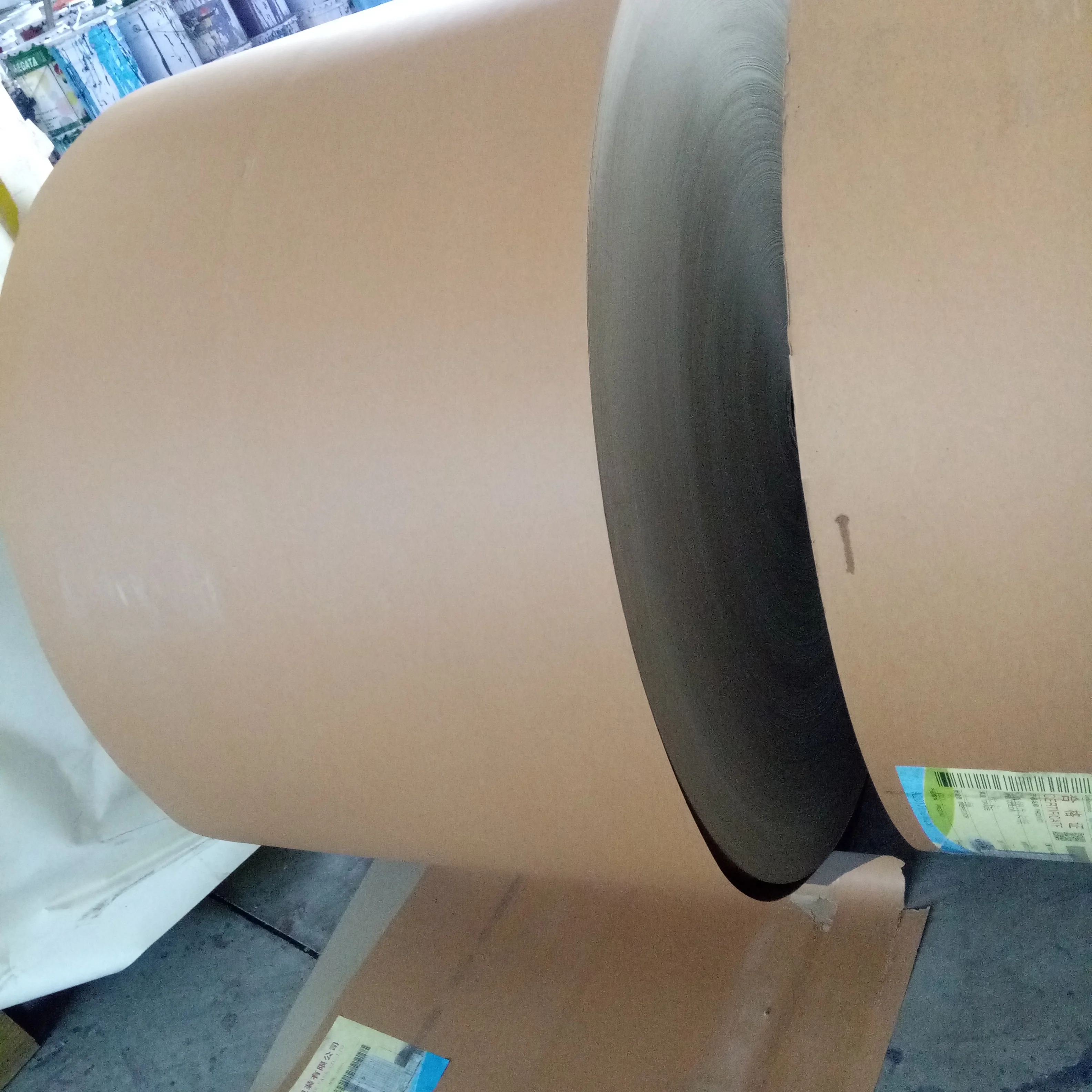 
 Неотбеленная крафт-лайнер, доска из коричневой крафт-бумаги, большой рулон для упаковки  