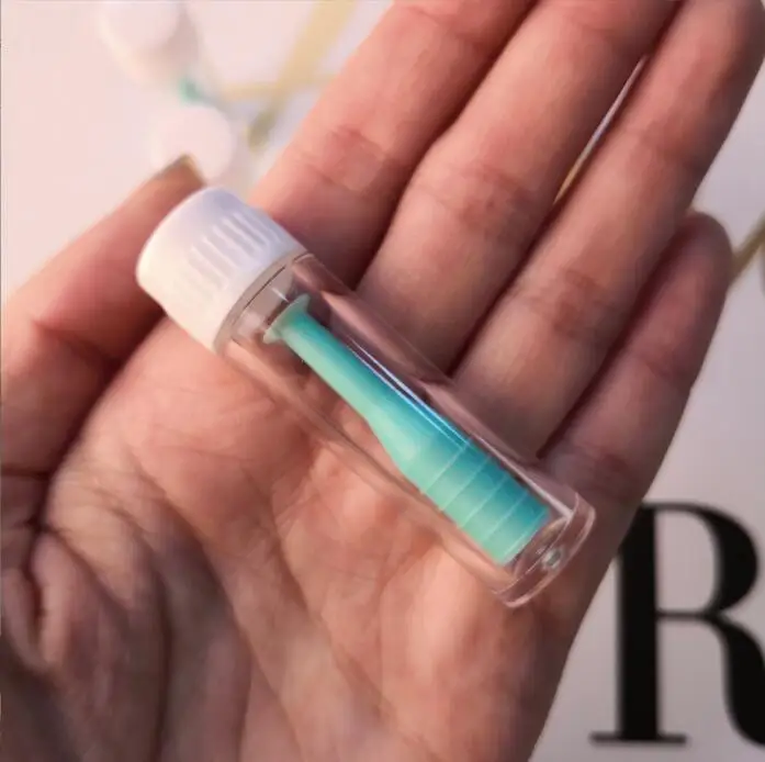 5cm Green White RGP Silicone Contact Lens Stick Suckers In Plastic Bottle Wearing Tools