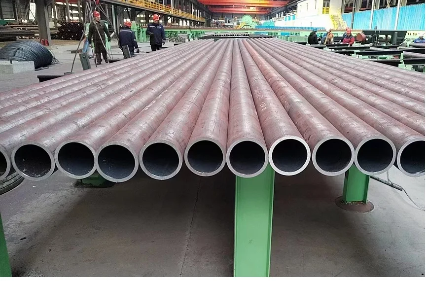 Hot Rolled Seamless Steel Pipe ST37 ST44 ST52 STKM13A 42CRMO4 40CR 20CR 35CRMO For Building Materials Carbon Steel Tube