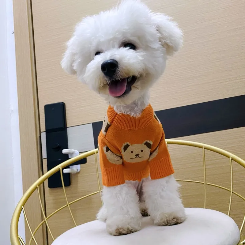 Wholesale European American Fashion Design Trend Dog Sweater Cat Clothes Pet Turtleneck Sweater Pet Dog Apparel Clothes
