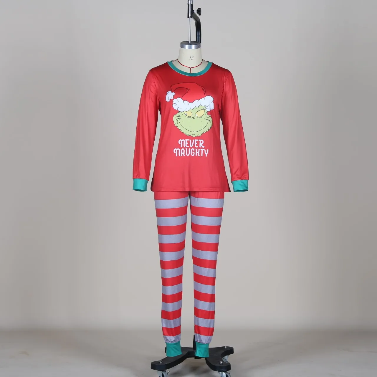 2021 New Style Cartoon Red and Grey Striped Christmas Parents And Children Pajamas