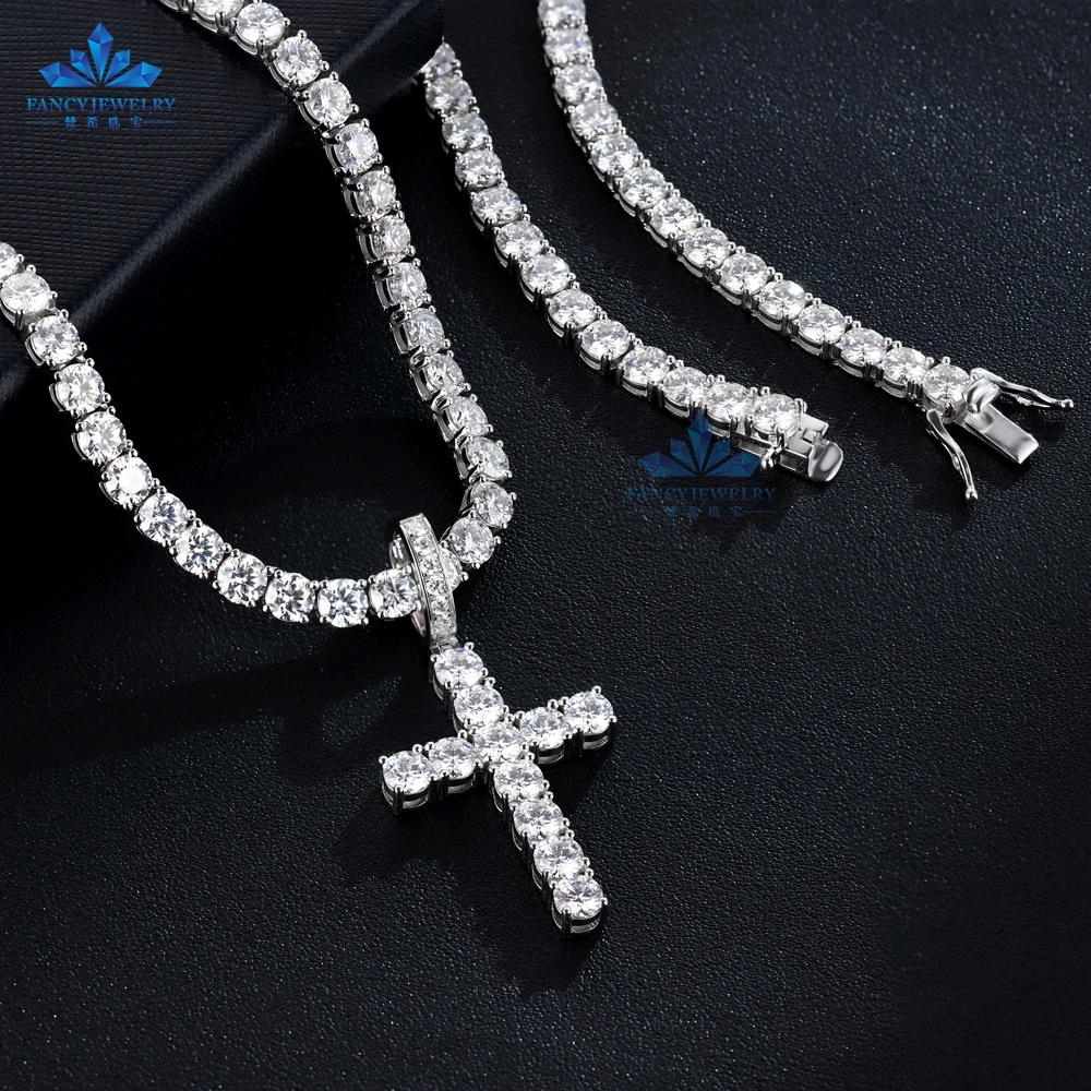 Hot Selling HipHop Jewelry S925 Gold Plated 5mm Moissanite Cross Pendant Charm Necklace For Gift Party