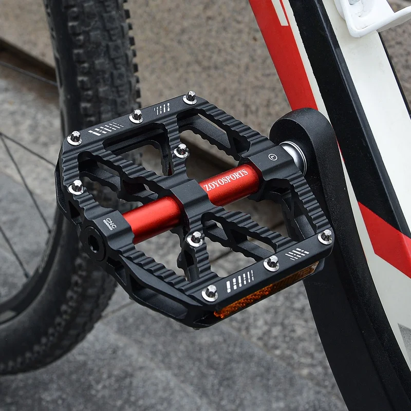 OEM Colorful Mountain Bike Pedal with Removable Anti-Skid Nails Classic Design Aluminum Alloy Bicycle Pedals With  Reflectors