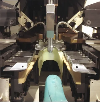 High Quality Computerized Toe Lasting Shoe Machine