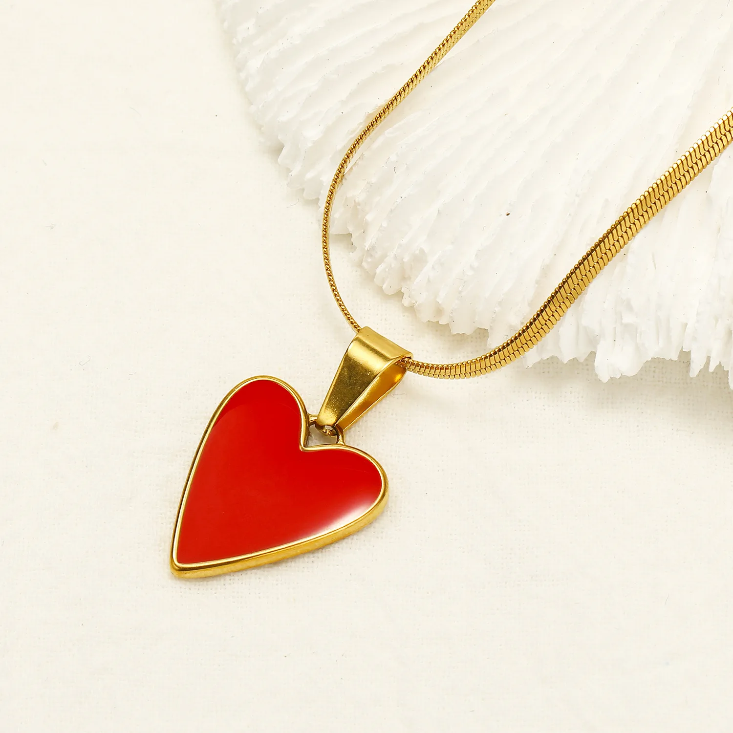Hot Joker 18K Gold Plated Stainless Steel Snake Chain Necklaces Multi Color Oil Drip Love Heart Pendant Necklaces