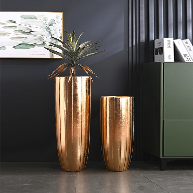 Eco-friendly Home Decor Flowers Vase and Pots Gold Black Fiberglass Artificial Flower Pots Planters