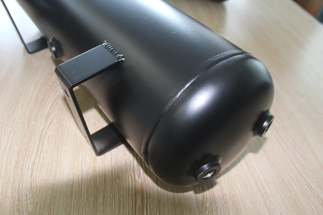 Custom-made aluminum stainless steel air tank
