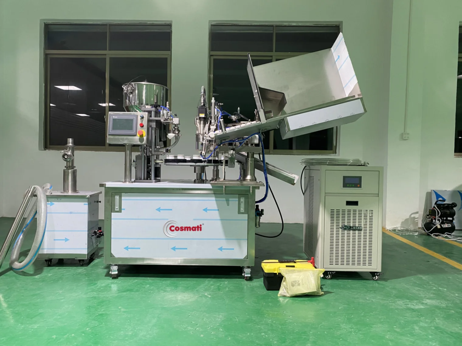 automatic inner heating collapsible tube filling and sealing machine for liquid eye shadow foundation concealer liquid contour