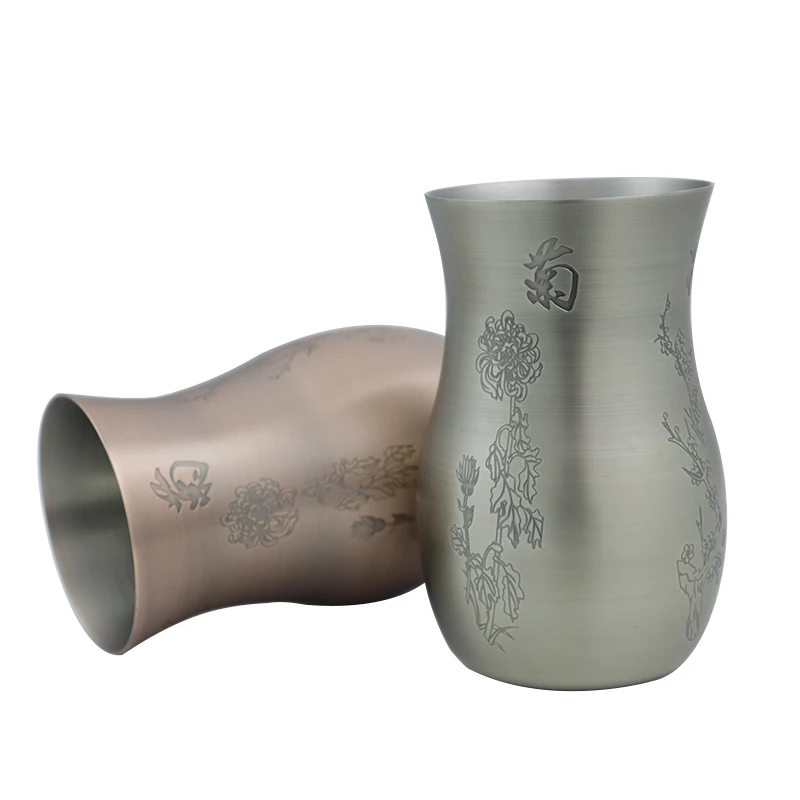 304 Stainless Steel 550ml Wine Decanter Unique Embossed Rotatable Metal Wine Glass Decanter High Quality New Design