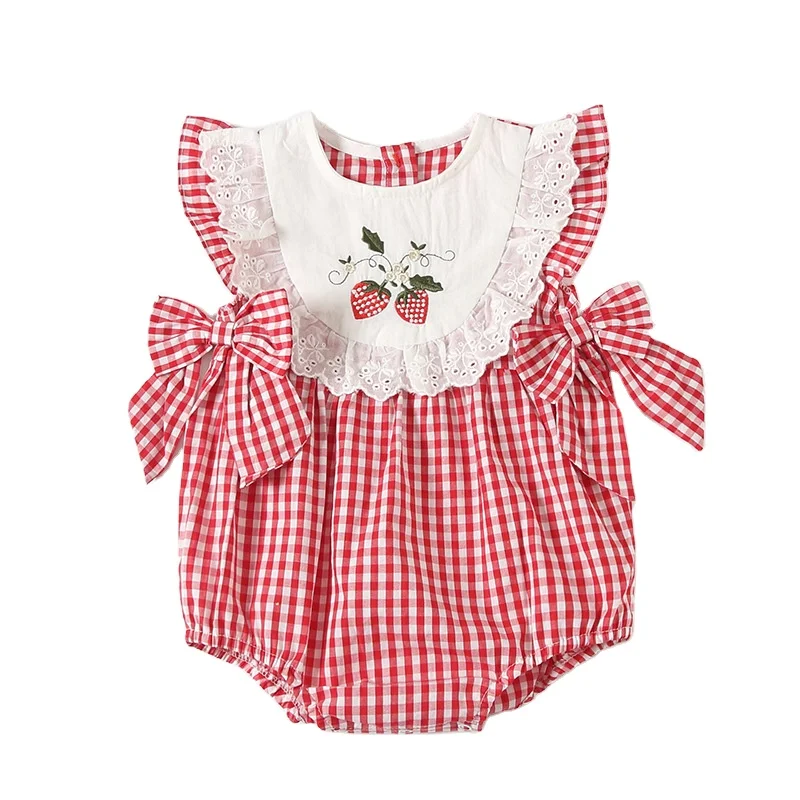 New Baby Clothing For Summer 2024 Baby Red Plaid Romper Strawberry Embroidered Triangle Cotton Romper