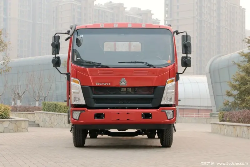 Famous brand HOWO 6 wheels 5 tons cargo truck on discount