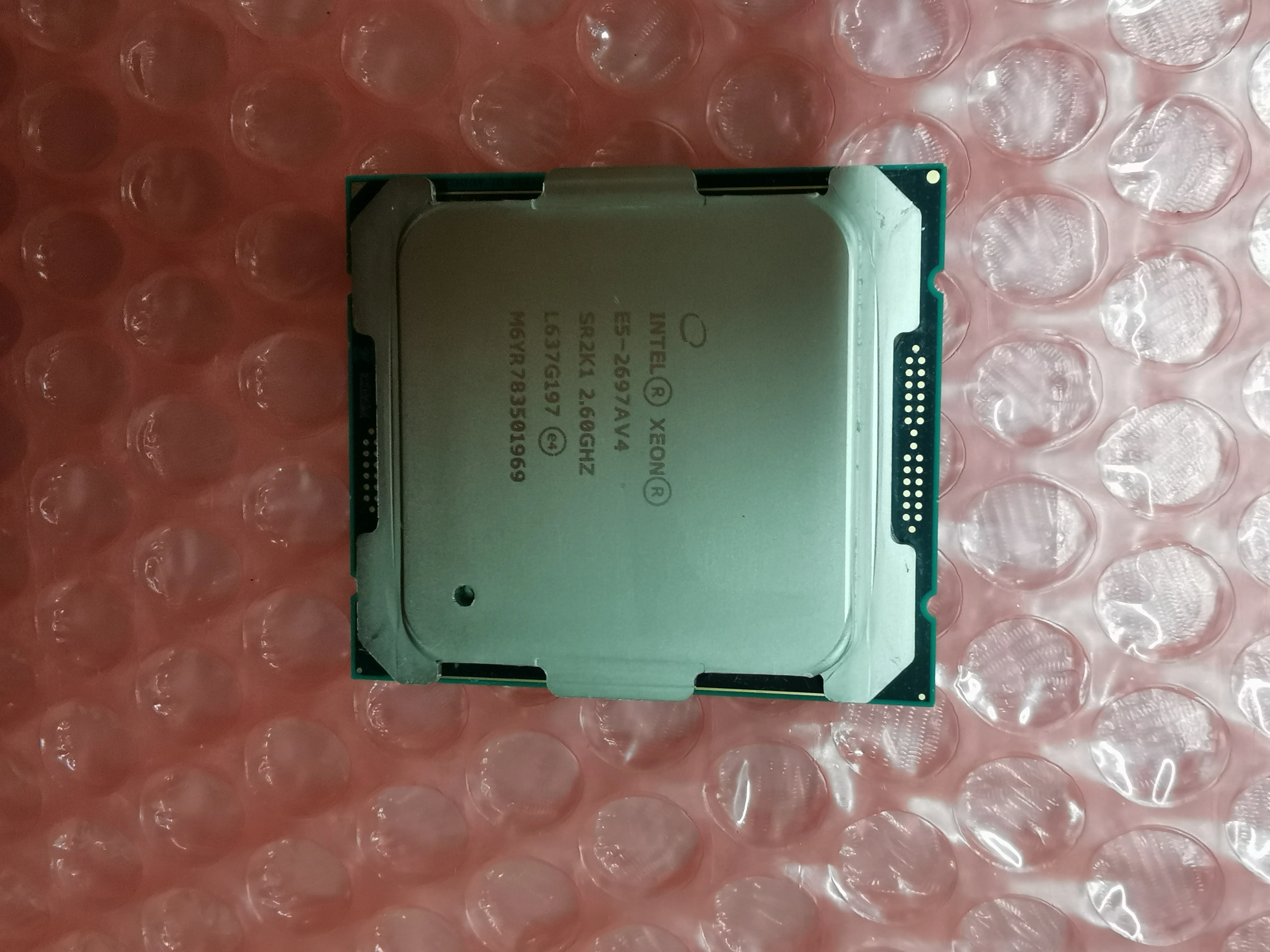 
Intel Xeon Processor E5-2697A v4 (40M Cache, 2.60 GHz) CM8066002645900 SR2K1 CPU 