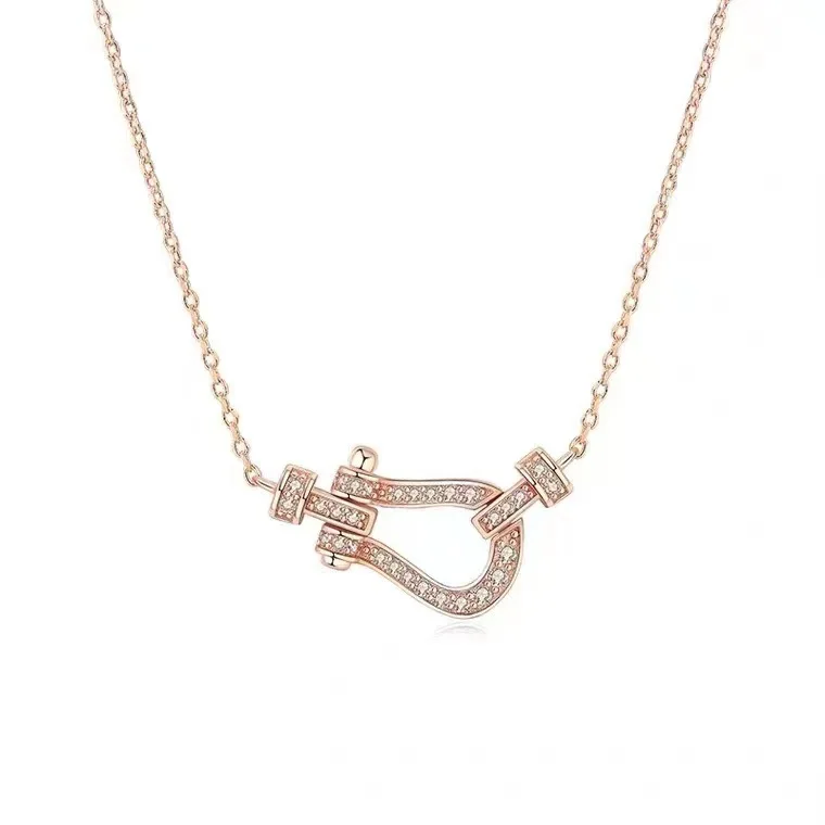 European and American popular horseshoe buckle necklace high-end micro-inlaid niche light luxury clavicle chain