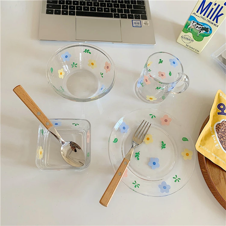 Japanese Style Cute Design Printing Handmade High Quality Transparent Kitchen Glassware Sets Home Food Plate Sets